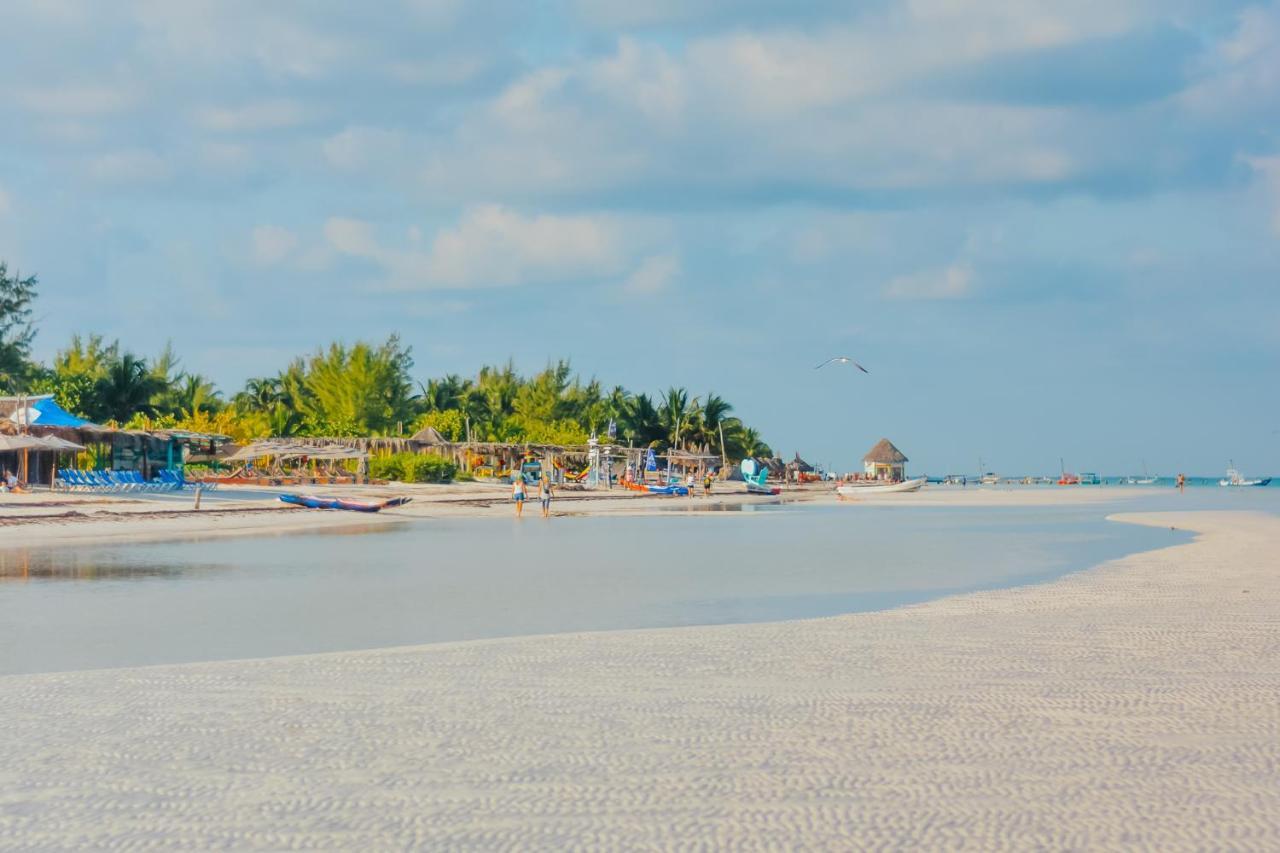 Villas El Encanto Holbox Exterior photo